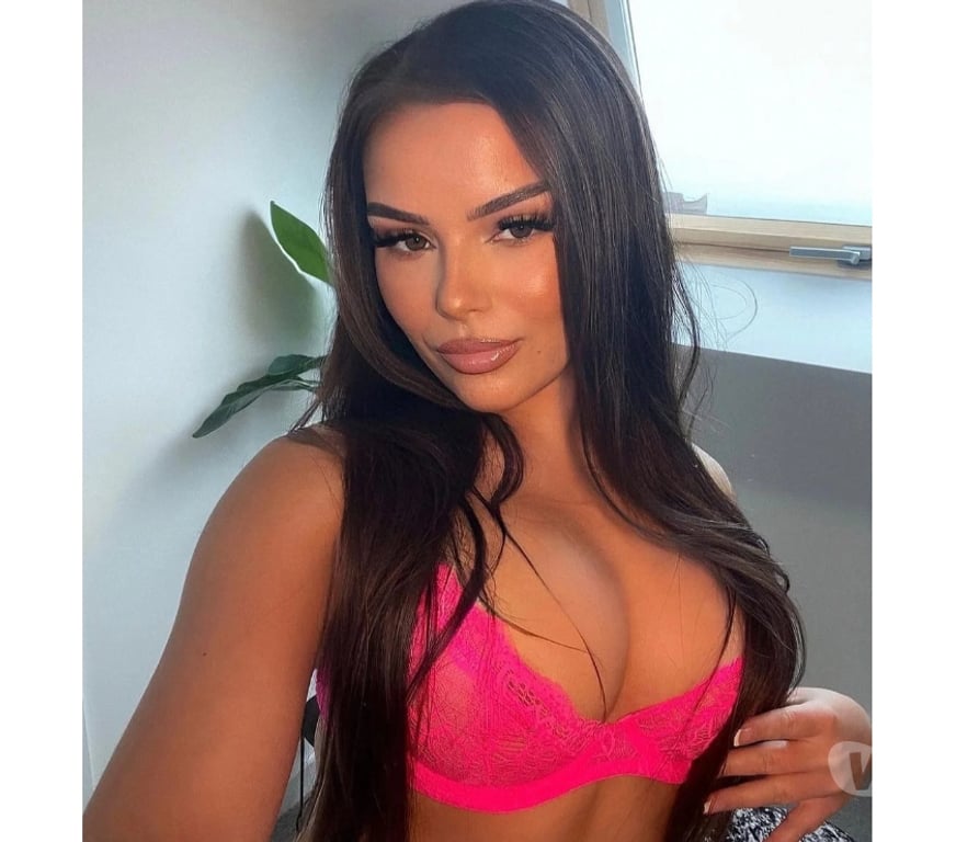 Escorts East London Canary Wharf - East London - Photos for NEW HERE 🇧🇷 Brazilian Perfect body🔥