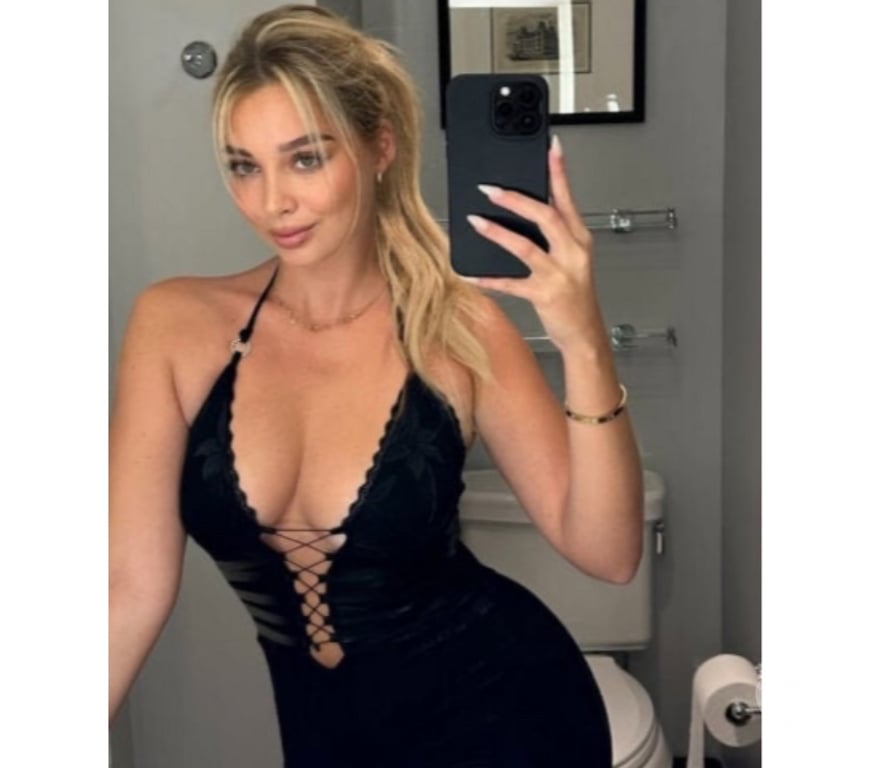 Escorts Essex Epping Forest - Photos for Alice🖤 party girl new girl in the town no rush 💋✅