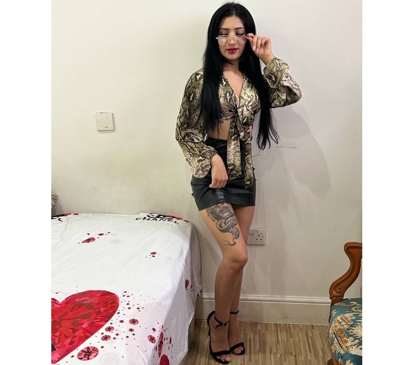 Escorts East London Redbridge - Photos for Sierra party it s back