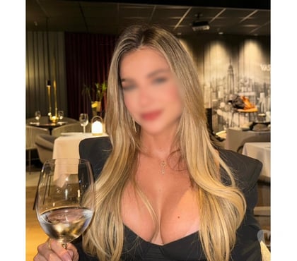 Escorts and Massages Chester Cheshire West and Chester - Photos for 🔥Bella REAL GIRLFRIEND EXPERIENCE, sexy bombshell.