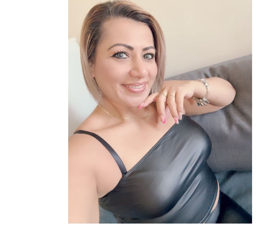 Laury New party milf Colombian girl in town 🔥