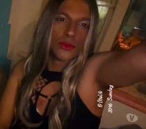 FEM CROSSDRESSER LOOKING NOW