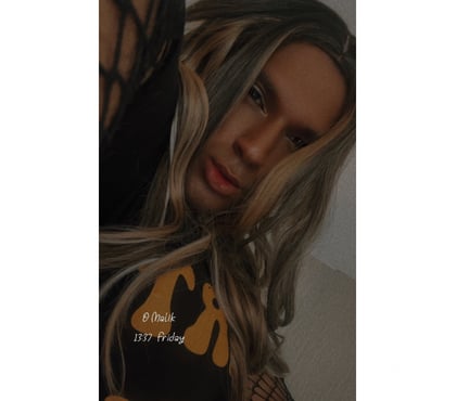 Gay escorts Earley Reading - Photos for SATURDAY MORNING WITH FEM CROSSDRESSER