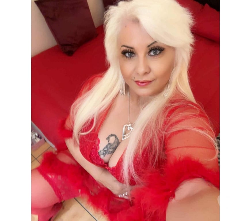 Escorts East London Havering - Photos for Hot Amanda 🔥 40-60-80 🔥Milf Big natural boob's gfe