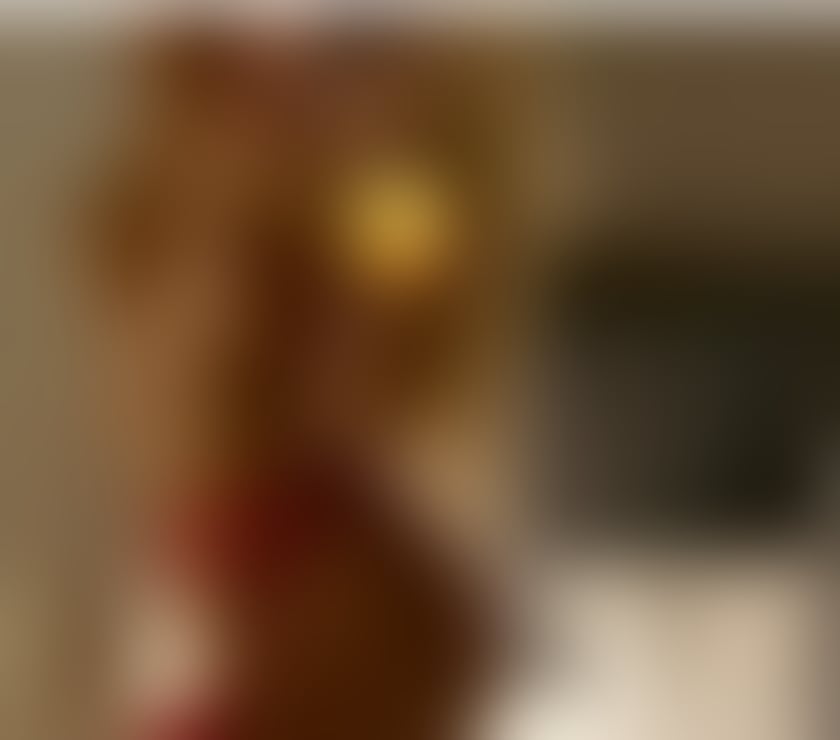 Escorts West Midlands Birmingham - Photos for New in town sexy blonde Latino Vicky party 🔥🥂