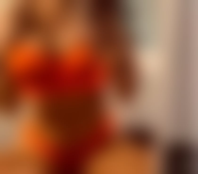 Escorts West Yorkshire Bradford - Photos for SEXY BUSTY POLISH KARINA