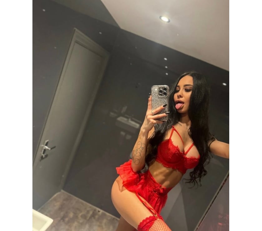 Escorts and Massages Belfast City Centre (South) Belfast - Photos for Hello guys, I am 🍭ABELLA🍭 100% independent