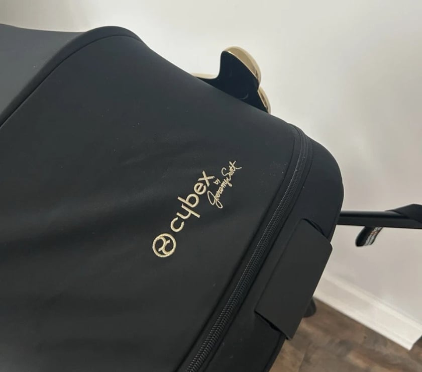 Used baby clothes Greater Manchester Manchester - Photos for Cybex E Priam Jeremy Scott Trekking Frame and Lux Seat Smart