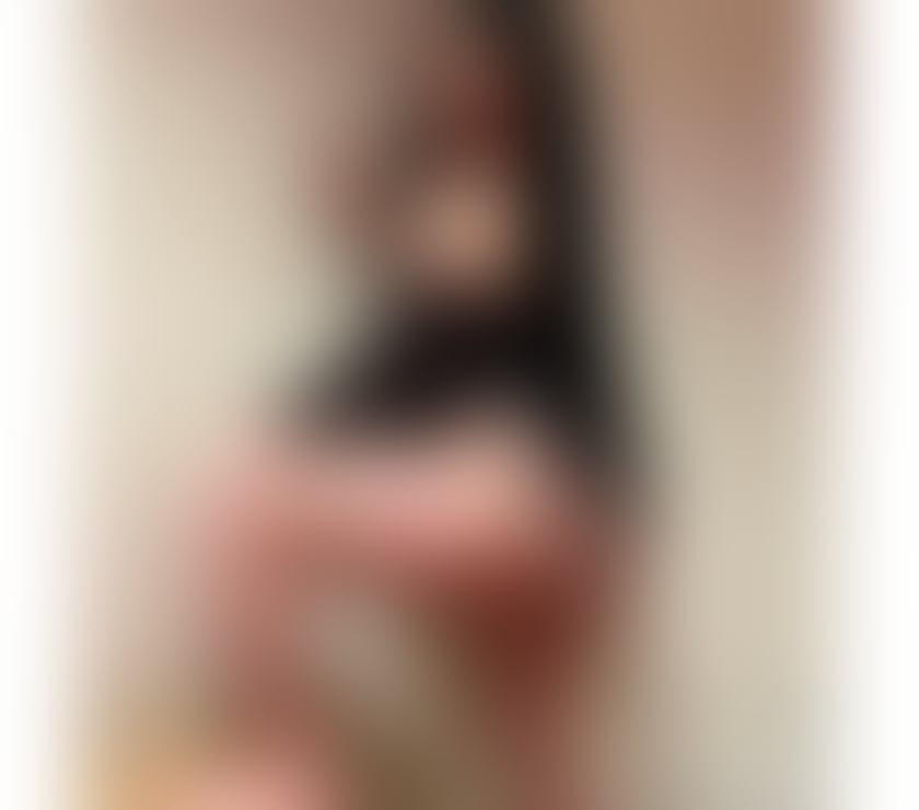 💋YOUNG & BEAUTIFUL- NEW IN TOWN 💋 CALL ME