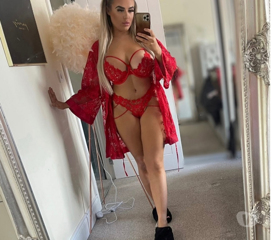 Escorts South West London Richmond upon Thames - Photos for 🔥🅱🆄🆂🆃🆈 🅱🅻🅾🅽🅳🅴🔥