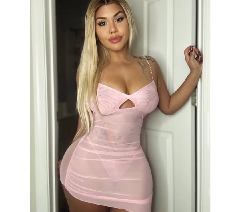 Escorts North Northamptonshire Kettering - North Northamptonshire - Photos for LEYLA 💙 SEXY PARTY GIRL IN TOWN 💙🍾
