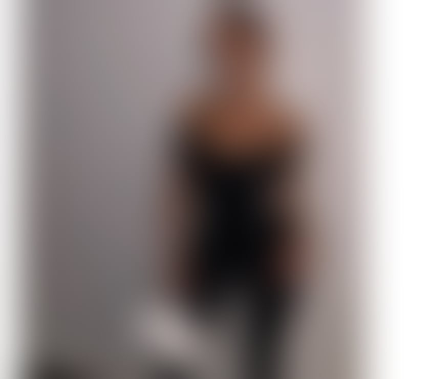  Escorts & Erotic Massage Guildford Town Centre Guildford - Photos for NEW IN TOWN available for outcall party 🎉