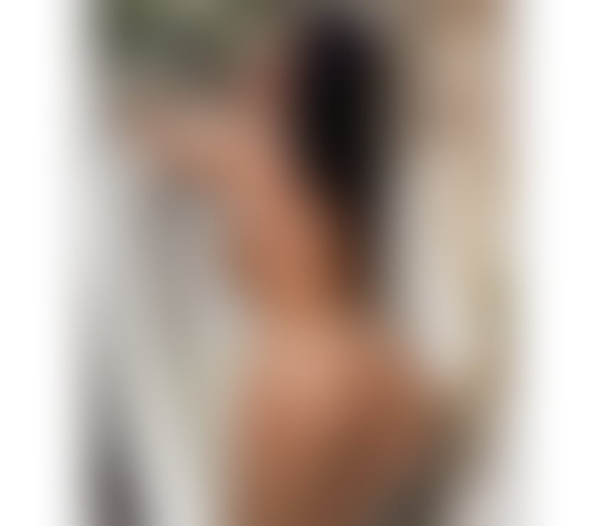  Escorts & Erotic Massage Guildford Town Centre Guildford - Photos for NEW IN TOWN available for outcall party 🎉