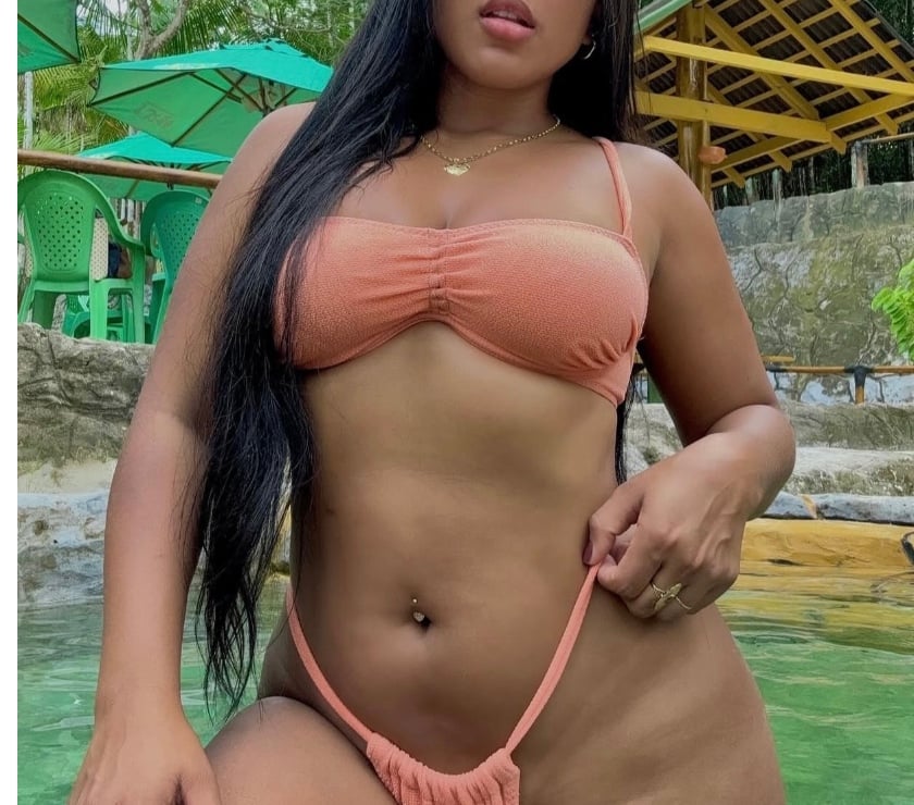 Escorts Slough Slough Town Centre - Slough - Photos for FIRE LATINA 🔥 Stunning Brazilian NATIVE NEW to the UK