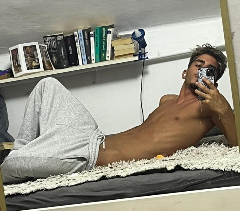 Gay massage West Midlands Birmingham - Photos for Mr Sweety in your area 😍 Massage M2M B2B and more x