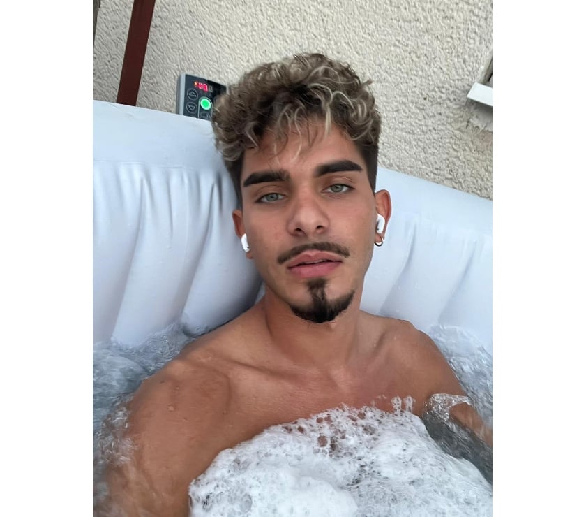 Gay massage West Midlands Solihull - Photos for Mr Sweety in your area 😍 Massage M2M B2B and more x