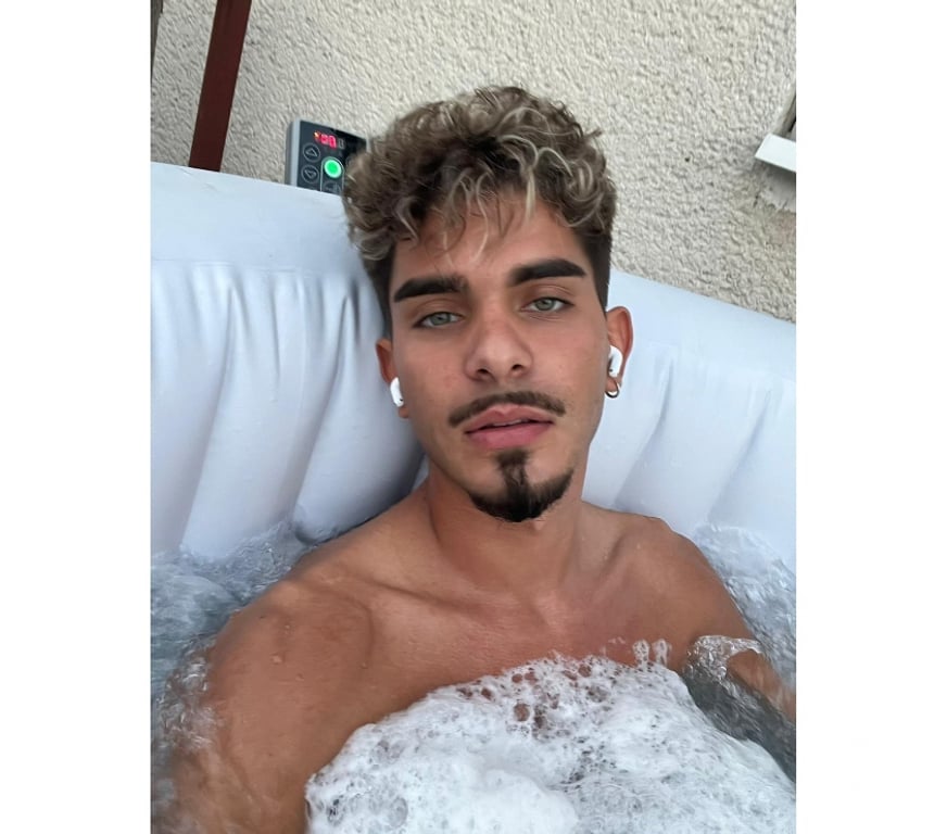  Gay massage West Midlands Solihull - Photos for Mr Sweety in your area 😍 Massage M2M B2B and more x