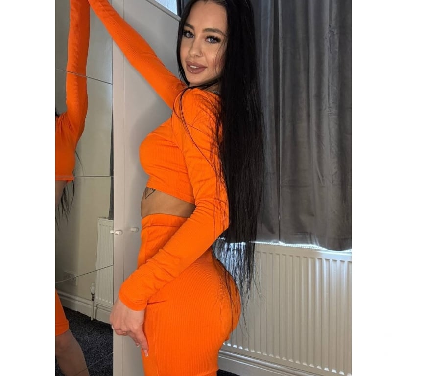 Escorts Buckinghamshire High Wycombe - Buckinghamshire - Photos for Hi, I'm Rebeca, sexy and slim brunette, new in town.