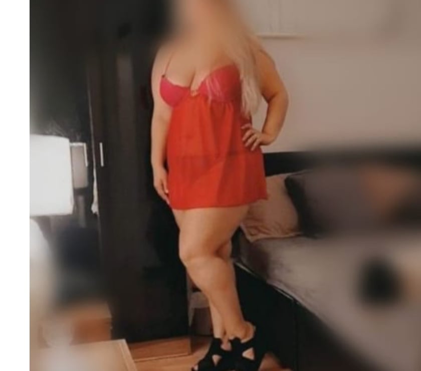 Escorts Irlams O`Th`Height Salford - Photos for Curvy Jaqueline🍑Party Girl🎊No rush✅🔝