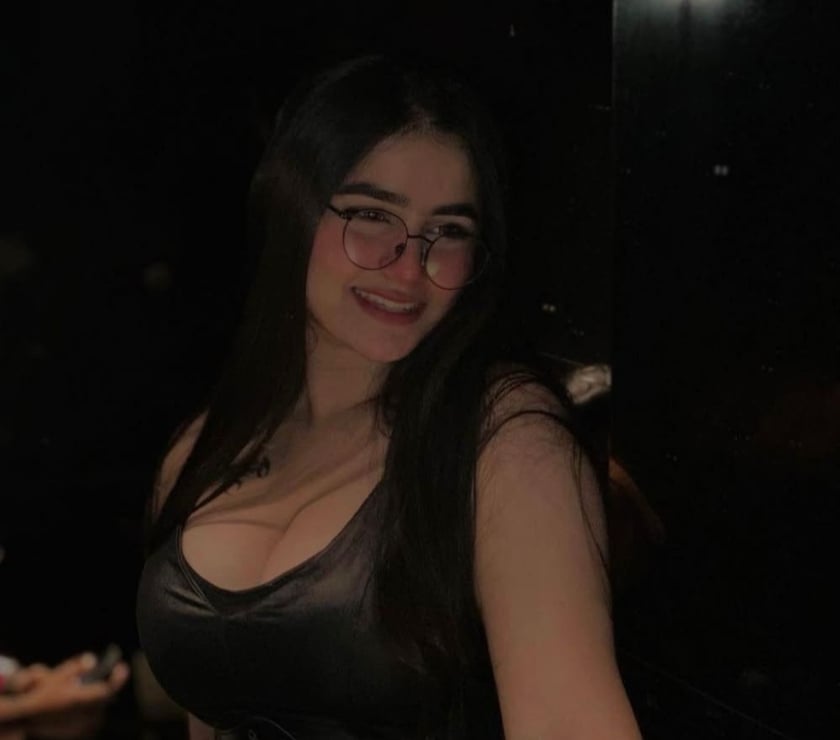 Escorts South East London Abbey Wood - South East London - Photos for Indian girl simran available in the town for you