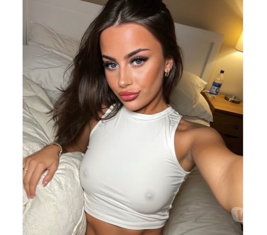 Escorts Somerset Bath and North East Somerset - Photos for 🥰Roberta new here💋party girl for outcall 🥰best owo