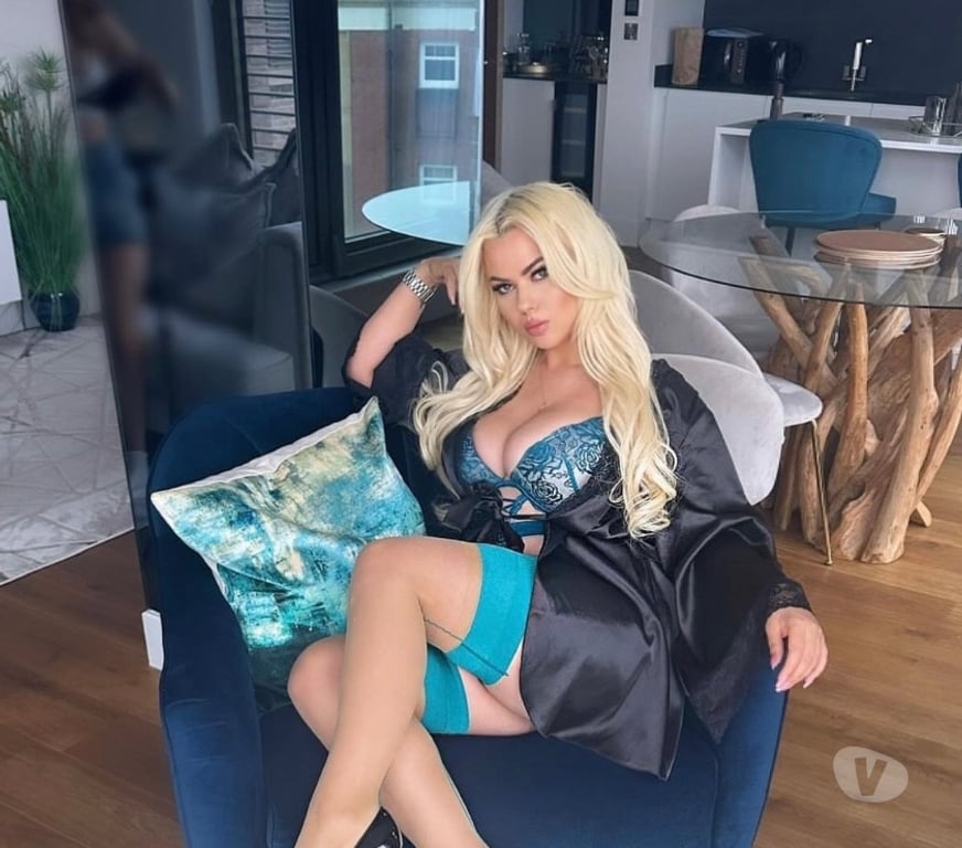 Escorts Swansea - Wales Swansea City Centre - Swansea - Photos for Curvy blonde ❤️ Lorette ❤️ silicone