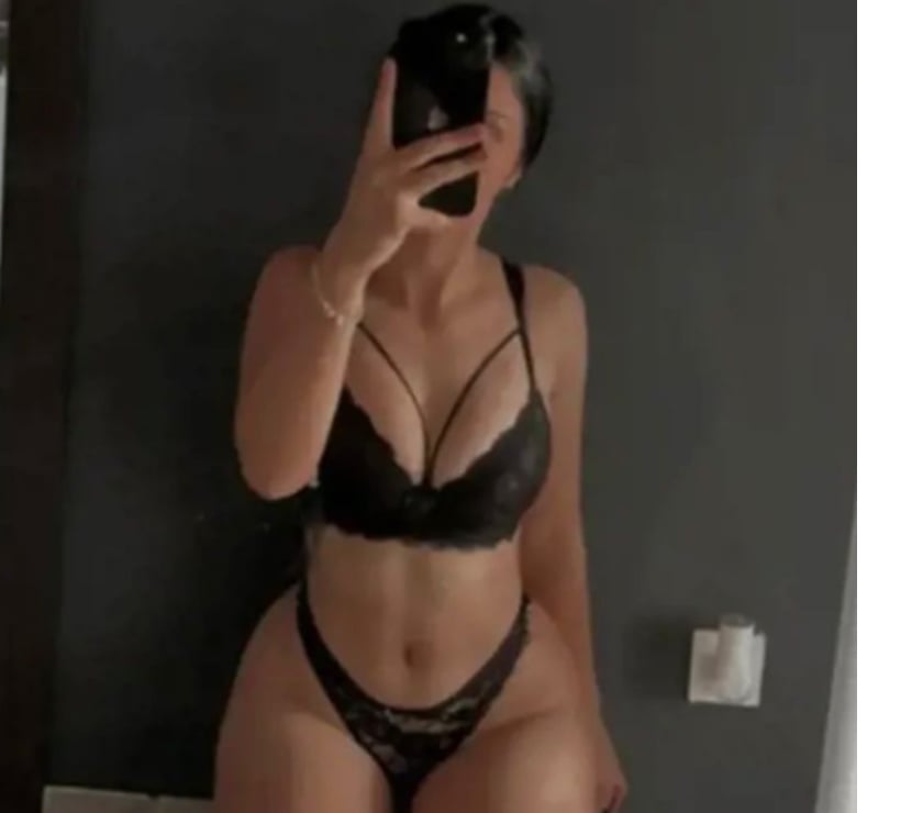  Escorts Stockport Town Centre Stockport - Photos for 💕😍onlly out call🥰😍nice and clean🤪😜