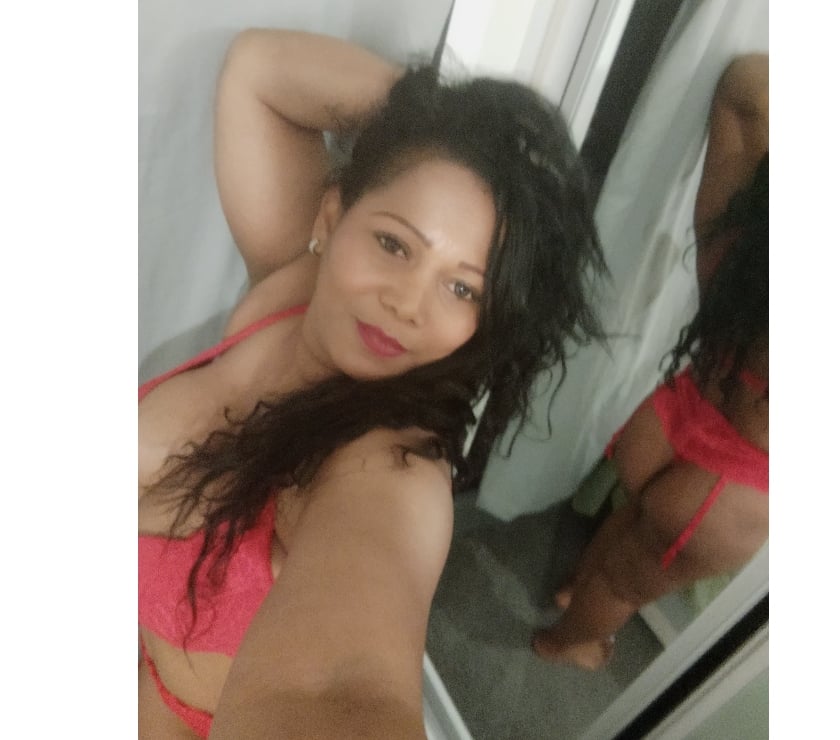 Escorts East London East India - East London - Photos for Rossi from Panamá E14 7EE