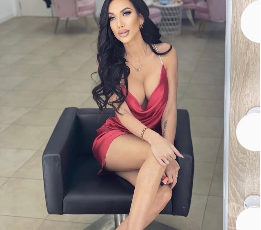 Escorts Bedfordshire Central Bedfordshire - Photos for SEXY😍🥰LUXURIOUS BEAUTY❤️🖤NO DEPOSIT REQUIRED