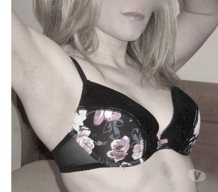 Escorts West Sussex Chichester - Photos for The girl next door you secretly desire