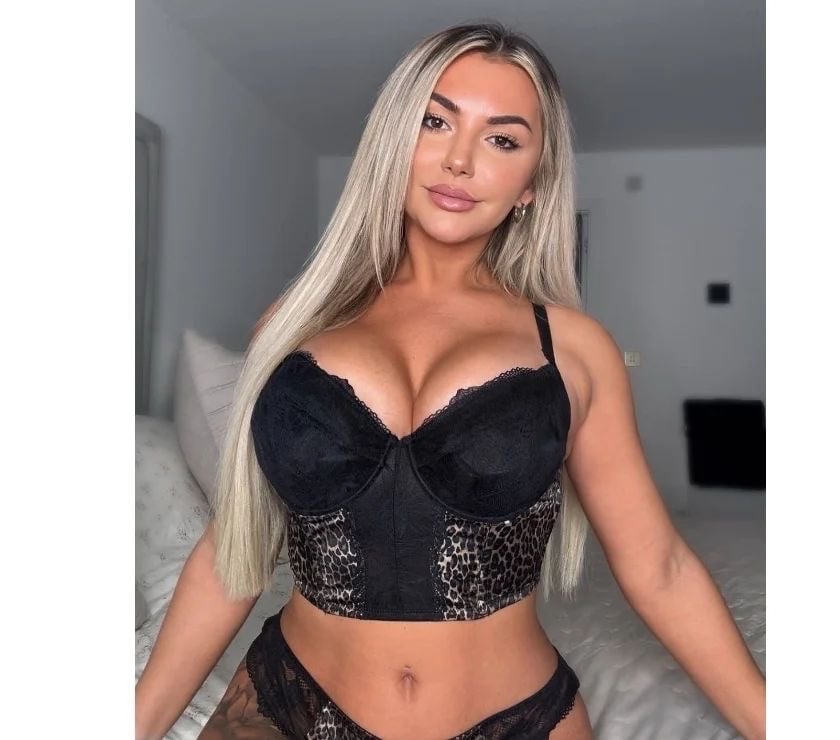 Escorts West Northamptonshire Northampton - West Northamptonshire - Photos for OUTCALL🔥PARTY🥳GIRL💦NO RUSH❤️