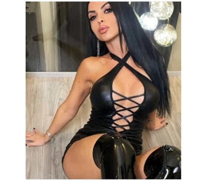  Escorts Watford Town Centre Watford - Photos for Jessy 🥵 hot brunette party just outcall