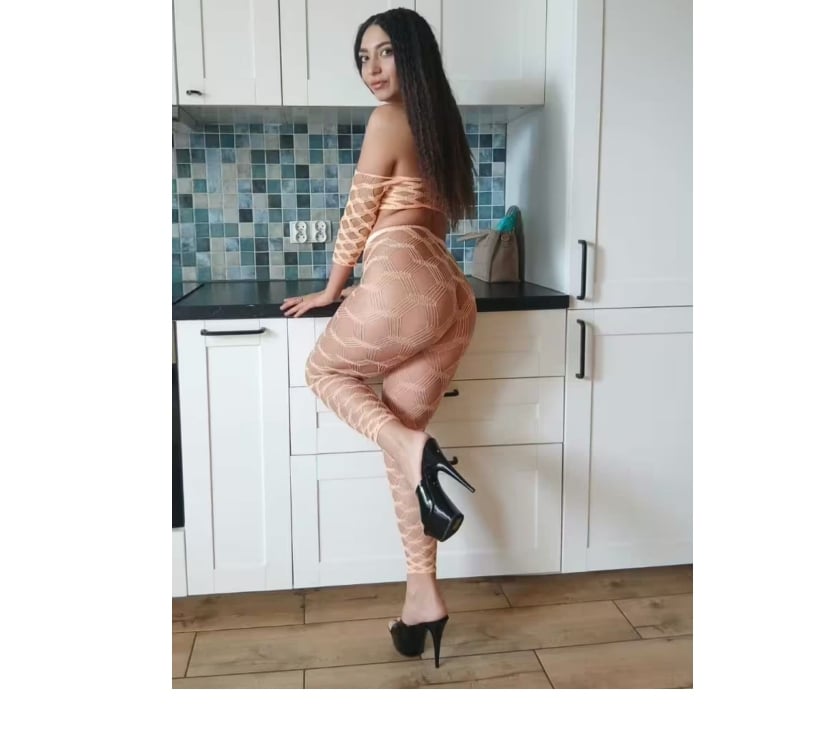 Escorts and Massages Adwell South Oxfordshire - Photos for I am a very naughty sensual best service ,🥰