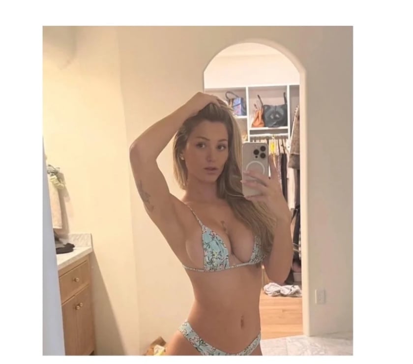 Escorts East London Canning Town - East London - Photos for Laura - Brazilian Hottie (extras) 🥳