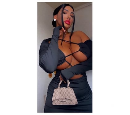 Escorts and Massages Glasgow Airport Renfrewshire - Photos for LORA 💯NEW HERE 🔞CITY CENTRE🔥👅