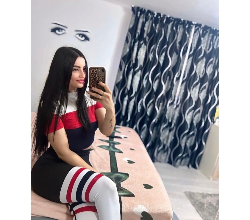 Escorts West London Hillingdon - Photos for NEW IN TOWN ONLY OUTCALL