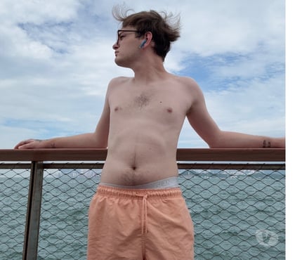 Gay Escorts London Luton Airport Luton - Photos for Slim 24 year old gay escort