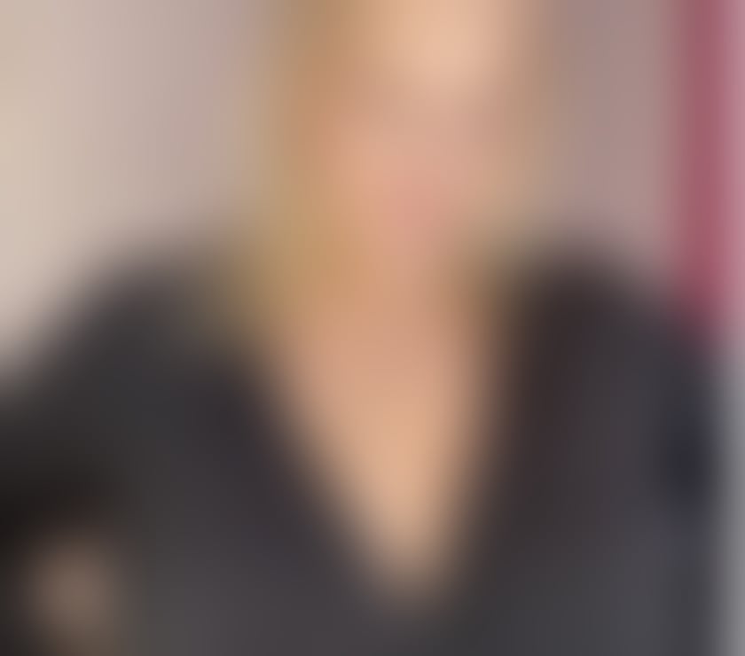💋 Busty English Blonde ~ Sat 25th to Fri 31st Oct 💋