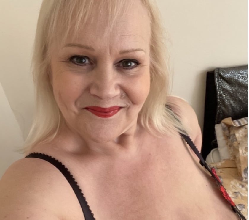 Escort Dartford Town Centre Dartford - Photos for 💋 Busty English Blonde from Sat 25th to Fri 31st Oct 💋