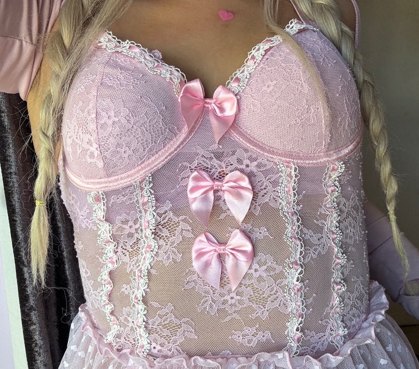 Escorts West Midlands Dudley - Photos for Petite Blonde Fun! Sneaky & Spontaneous Car Meets x