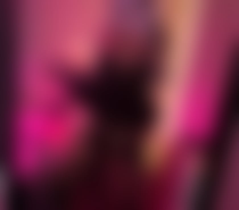  Escorts & Erotic Massage Halesowen Dudley - Photos for English Blonde Fun! Spontaneous! CAR MEETS! Sneaky fun ;)