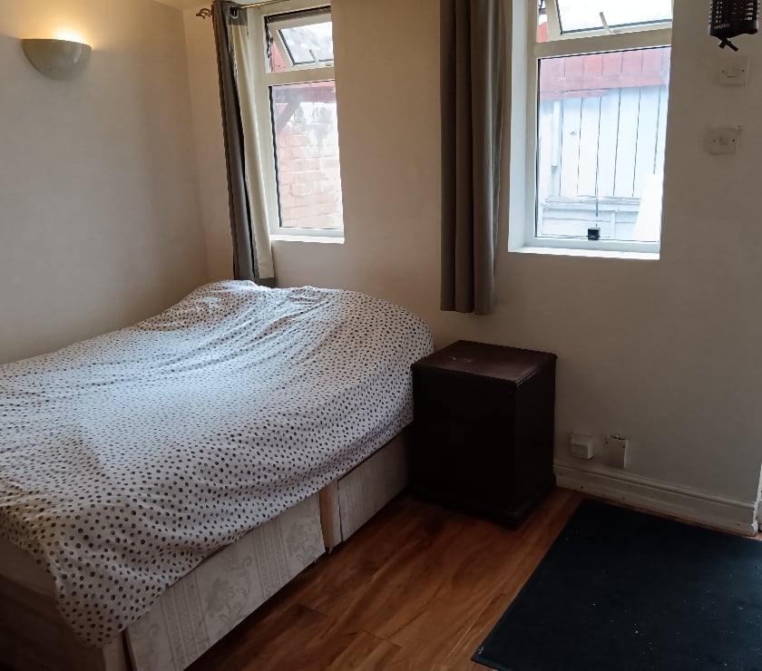 Property to Rent North London Hornsey - North London - Photos for Studio flat with patio garden to let @ N8 9BE available now