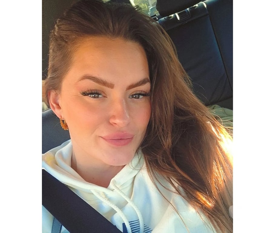 Adult Entertainment South Yorkshire Sheffield - Photos for 5FT2 BRUNETTE🥰🥰CONTENT AND SEXTING VERIFY AVAILABLE