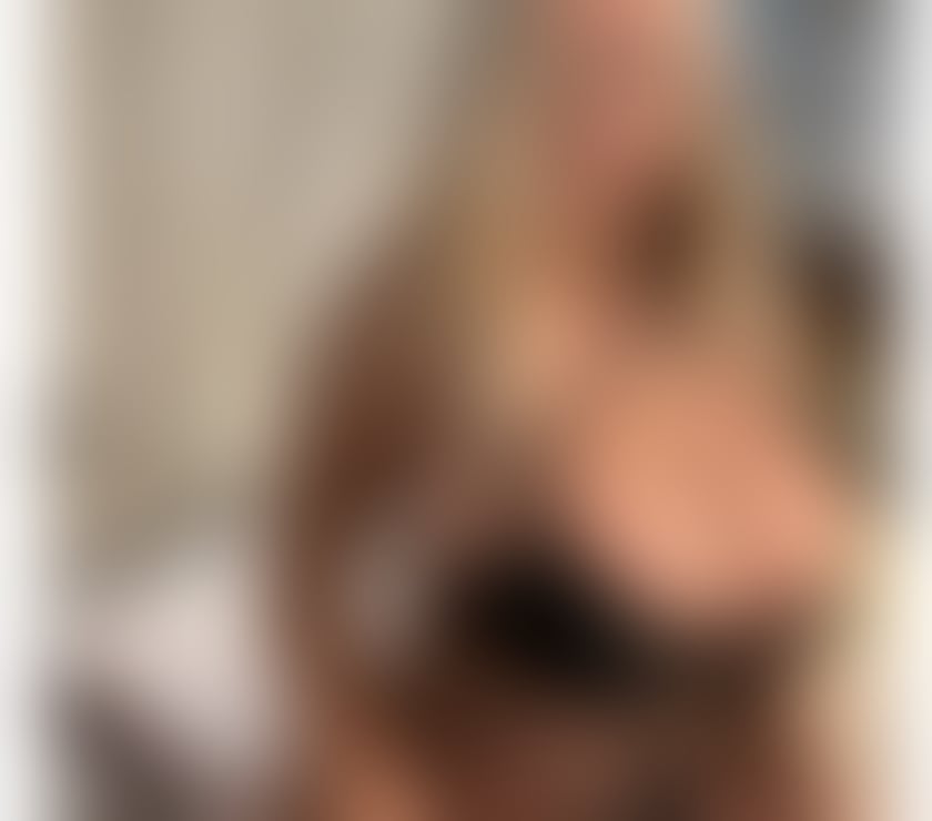 Escorts East Sussex Brighton - Photos for Heeeyy guys, I’m Emma I’m a BBW