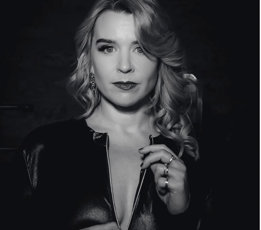 Sensual and vivacious Dominatrix