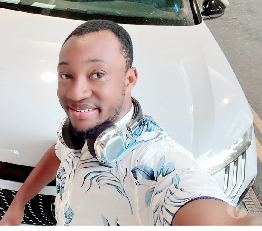 adult personals West London Acton - West London - Photos for To whom it may concern