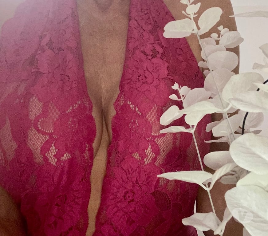 Escorts Wiltshire Swindon - Photos for Kinky Kirsty English