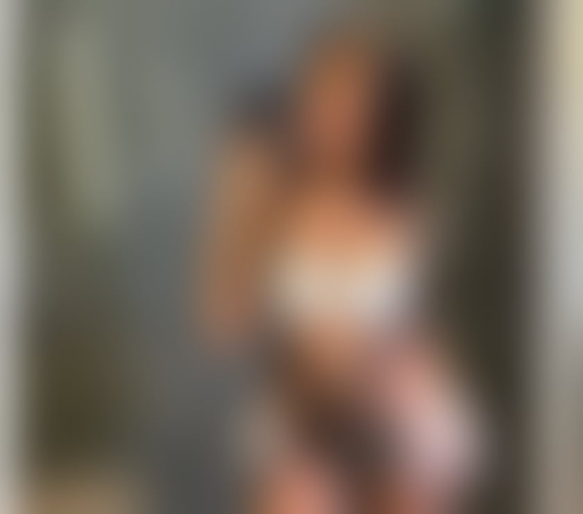 Escorts Staffordshire Staffordshire Moorlands - Photos for Sweet & Mysterious Companion β Outcall ππ