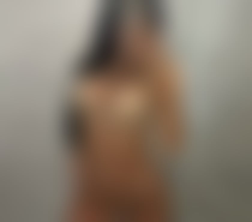 SEXY AMAZING WOMAN 👩 BIG TITS!!
