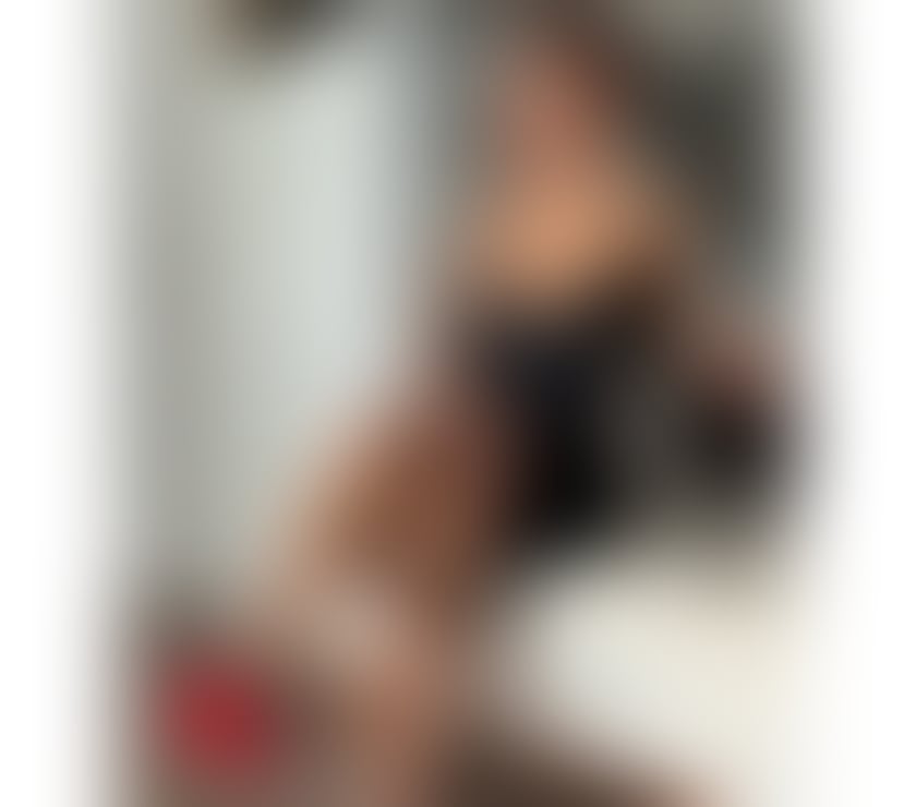 Escorts South West London Sutton - Photos for BEST MASSAGE BODY TO BODY WITH OIL👅💦HAPPY